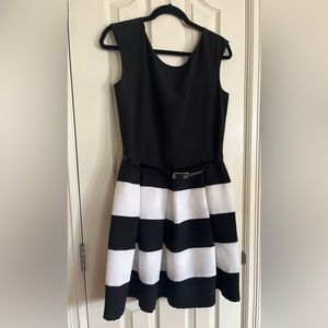 Rickis Black & White Fit & Flare Dress Size 8